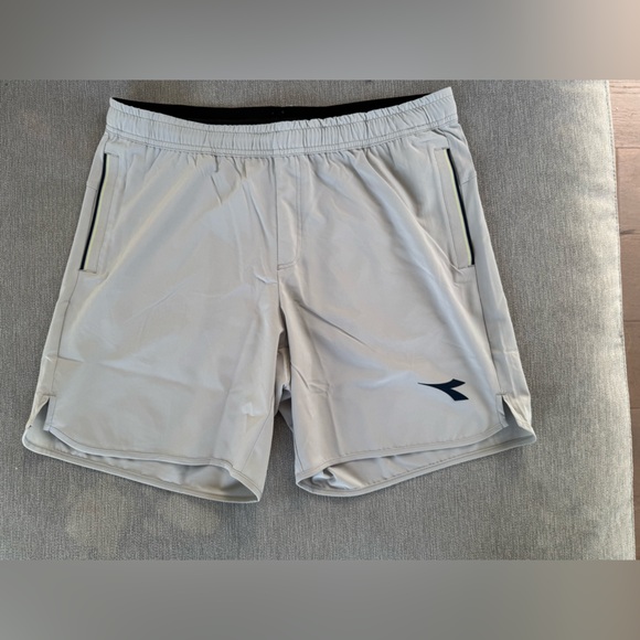 (NWT) Diadora Shorts Icon 9’’ Size: M - Picture 3 of 12